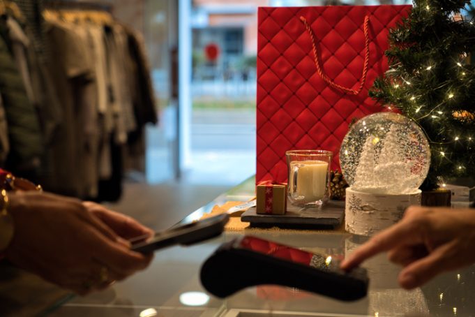 Holiday Shopping Season Sees Rising Threat of “Jugging” Crimes — What Shoppers Need to Know